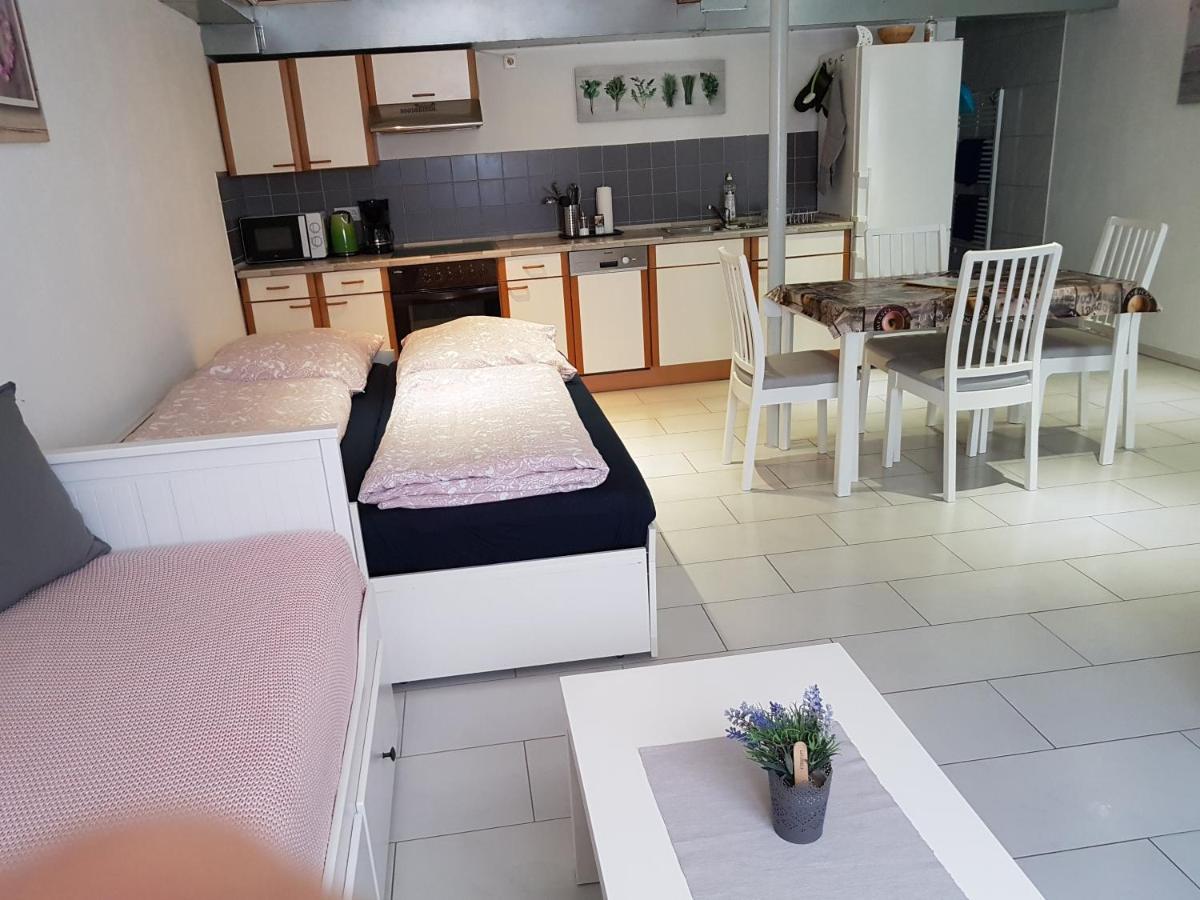 Ferienwohnung/Monteurzimmer Auf Dem Bauernhof Mörlenbach 外观 照片