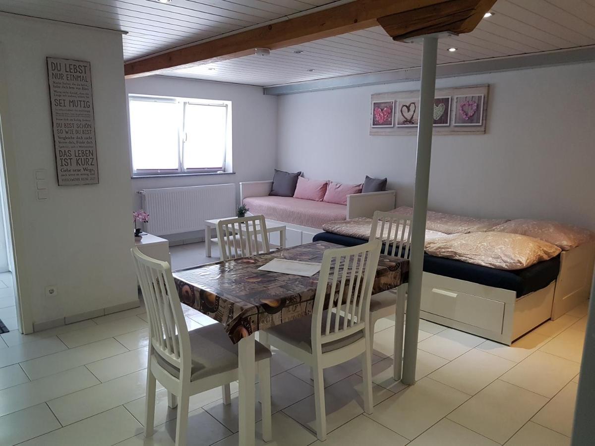 Ferienwohnung/Monteurzimmer Auf Dem Bauernhof Mörlenbach 外观 照片