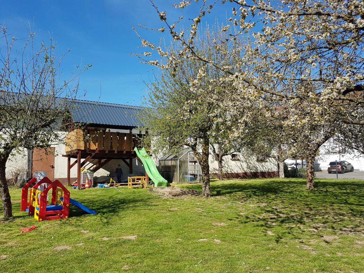 Ferienwohnung/Monteurzimmer Auf Dem Bauernhof Mörlenbach 外观 照片