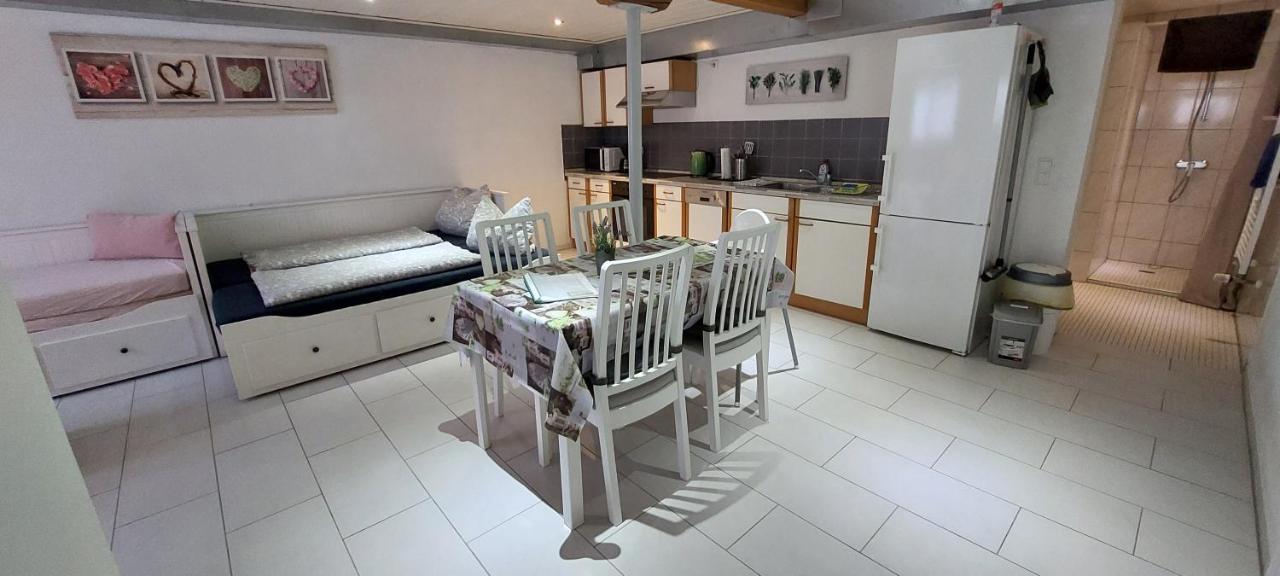 Ferienwohnung/Monteurzimmer Auf Dem Bauernhof Mörlenbach 外观 照片
