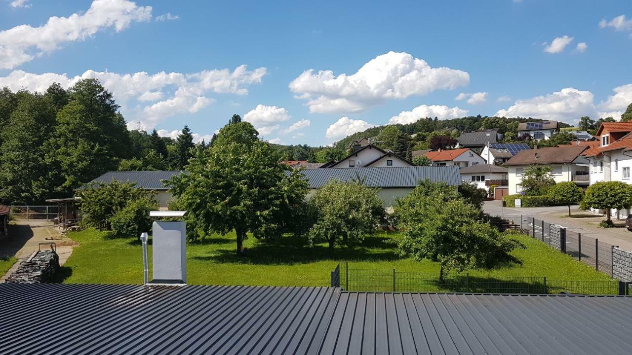 Ferienwohnung/Monteurzimmer Auf Dem Bauernhof Mörlenbach 外观 照片